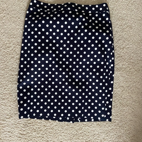 J. Crew Dresses & Skirts - J. Crew The Pencil Skirt Navy and White